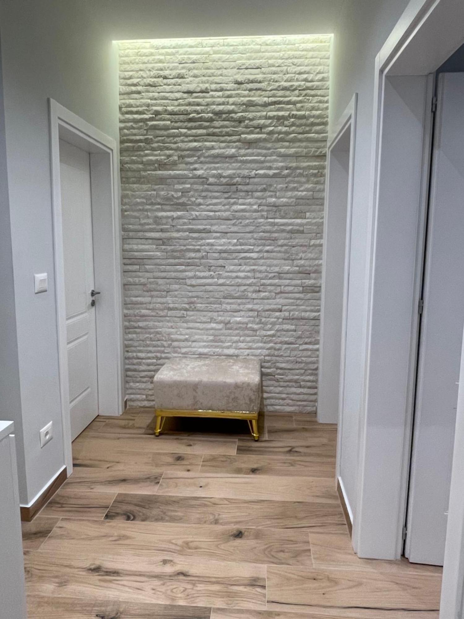 Apartament Leonard's *